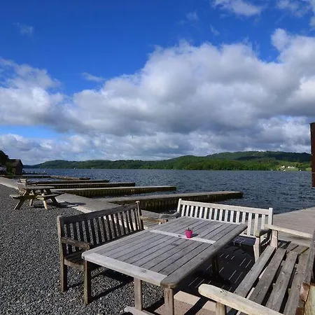 Windermere Motor Boat Racing Club 컨트리하우스 *